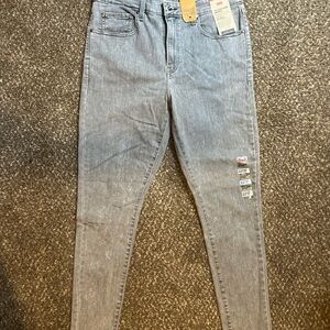 Levi women’s Jeans